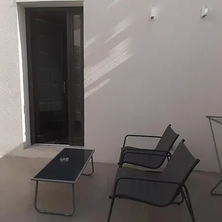Patio 101 