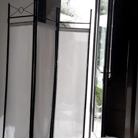 Oda ve Kahvaltı Patio 101 